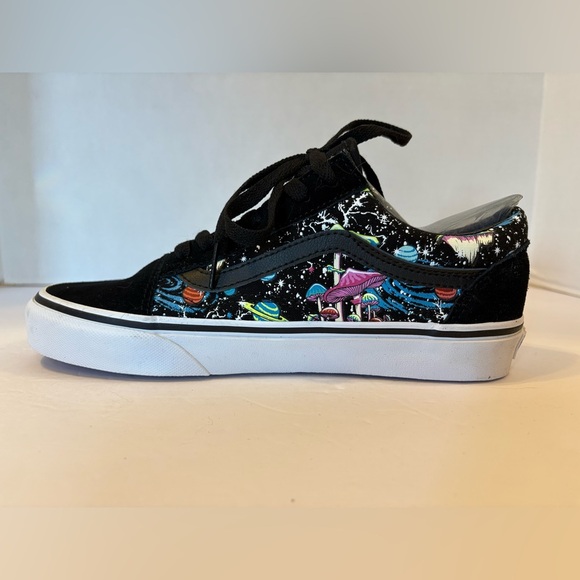Vans Glow-in-the-dark psychedelic space sneakers size 7.5 NWT - Picture 3 of 12